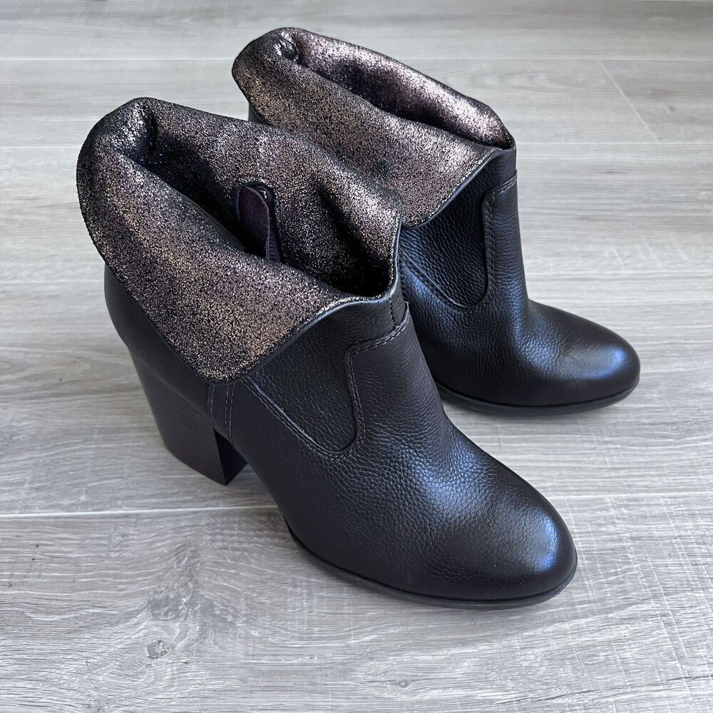 Lucca Lane Kat 7.5 Bootie Brown Metallic Fold Over Ankle Boots $129 Stacked Heel